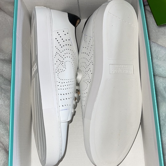 Kate spade Aaron sneakers brand new in box - Picture 6 of 8